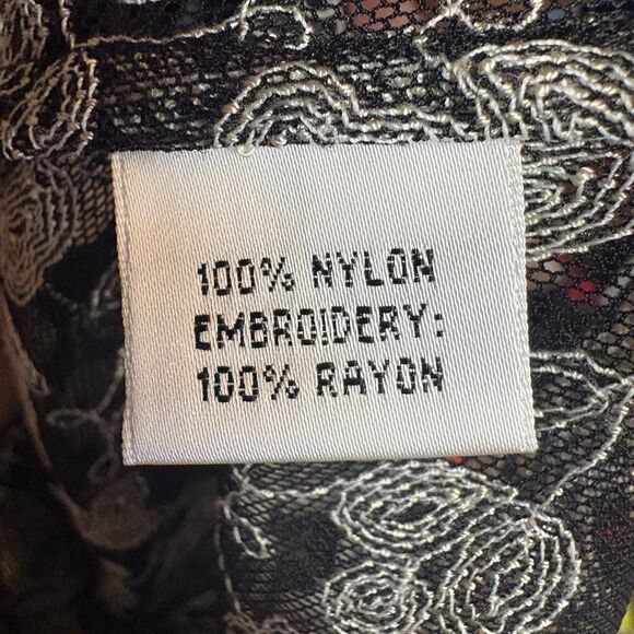 VTG Black + Ivory Floral Embroidered Sheer Mesh Cardigan w/ Velvet Trim sz 8 - Picture 8 of 8